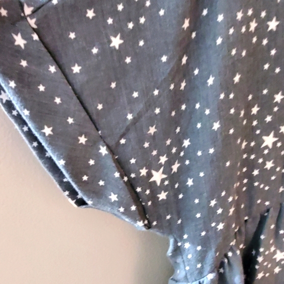 Star short sleeve Dress - Picture 4 of 4